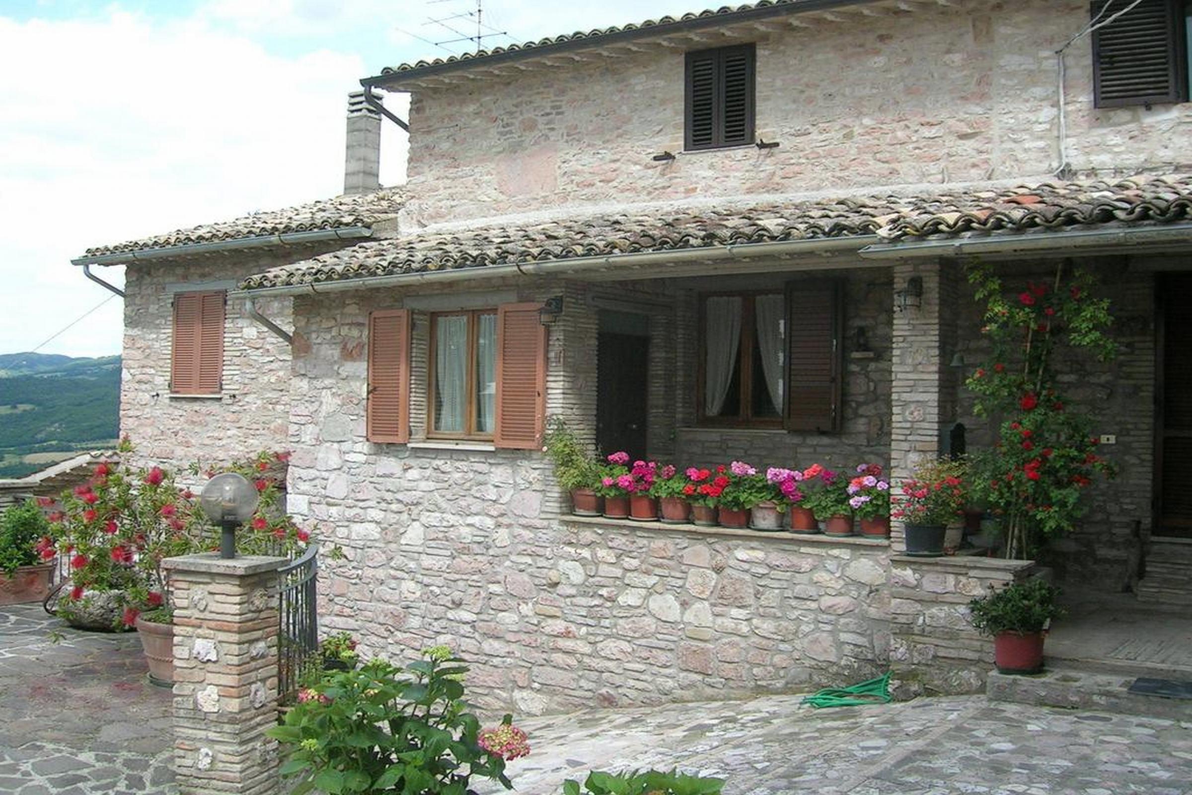 אסיסי B&B La Terrazza Del Subasio מראה חיצוני תמונה